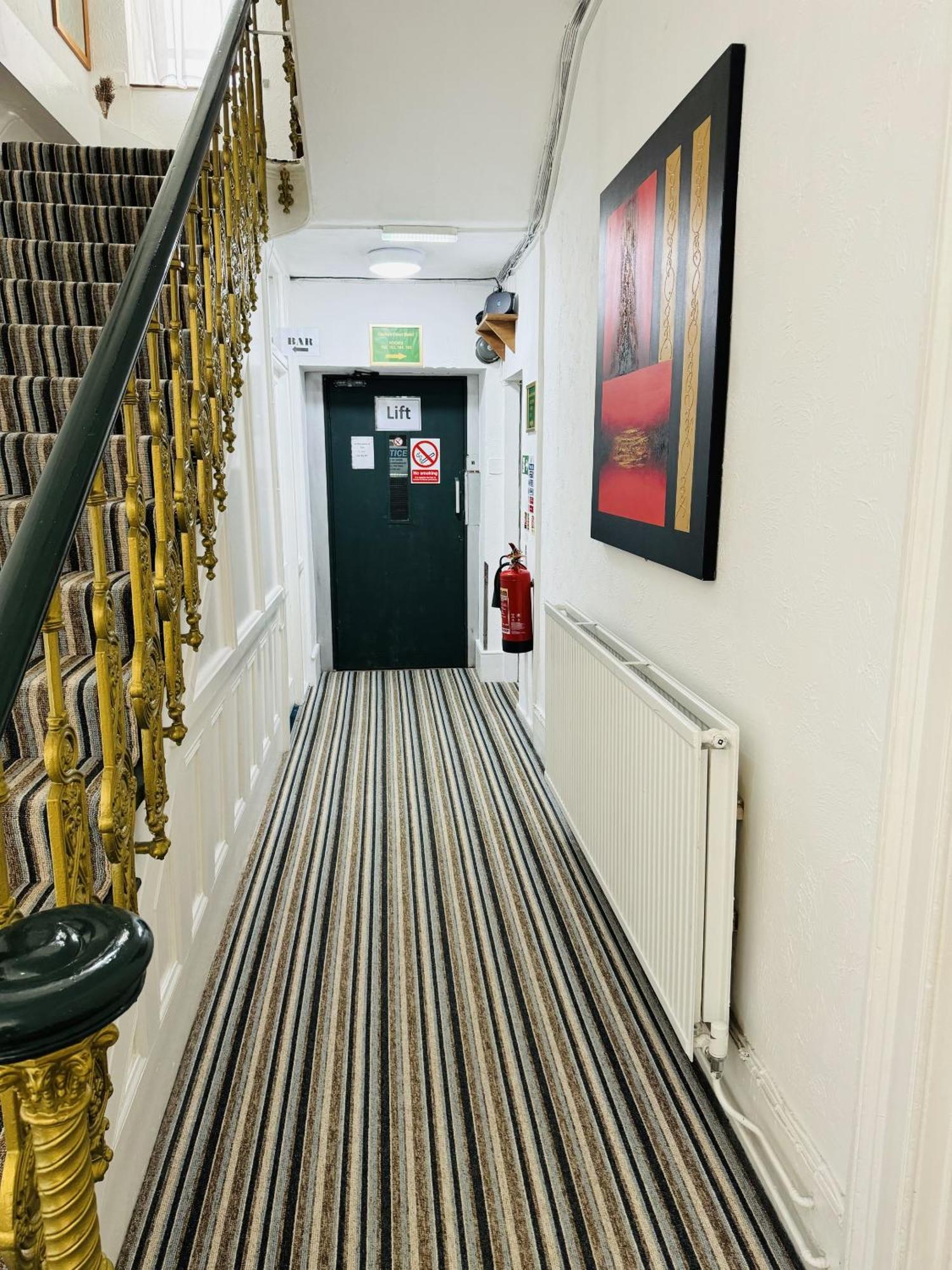 Carlton Court Hotel Eastbourne Exterior photo